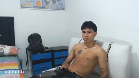 Snapshot of logannthh chatting on 03.01.25 logannthh online show from 03.01.25
