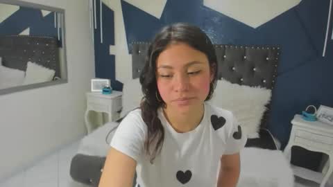 Lola  online show from 11.14.25