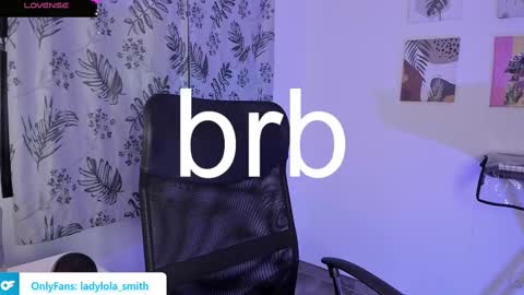 Snapshot of lolaasmith_21 chatting on 02.15.25 lolaasmith_21 online show from 02.15.25