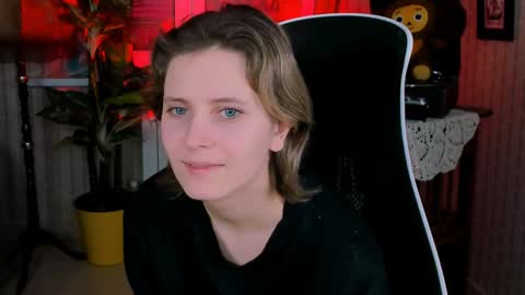 Snapshot of lolaasmus chatting on 12.21.24 I consider myself the god Loki but life just calls me LOL online show from 12.21.24