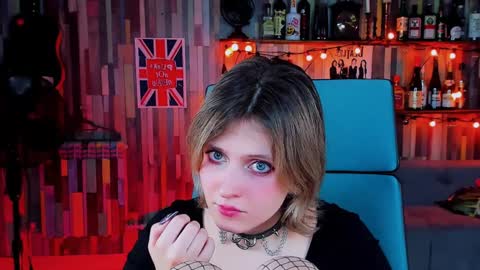Snapshot of lolaasmus chatting on 01.11.25 I consider myself the god Loki but life just calls me LOL online show from 01.11.25