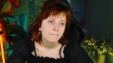Snapshot of lolaasmus chatting on 03.10.25 I consider myself the god Loki but life just calls me LOL online show from 03.10.25