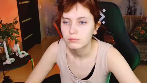Snapshot of lolaasmus chatting on 03.12.25 I consider myself the god Loki but life just calls me LOL online show from 03.12.25