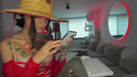 Snapshot of lonelly_lolly98 chatting on 01.13.25 SABRINA online show from 01.13.25