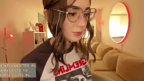 Snapshot of lonelly_lolly98 chatting on 03.08.25 SABRINA online show from 03.08.25