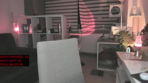 Snapshot of lonelly_lolly98 chatting on 09.25.25 SABRINA online show from 09.25.25