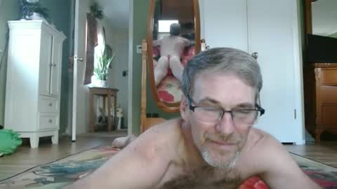 Snapshot of longbowrider555 chatting on 10.22.25 Jeff online show from 10.22.25