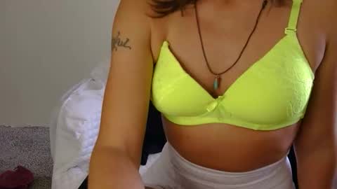 Cutenurse91 online show from 10.16.25