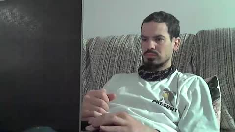 Snapshot of longnight5 chatting on 02.01.25 Alejandro Rulitos Twitter longnight55 Intagram 5longnight5 online show from 02.01.25