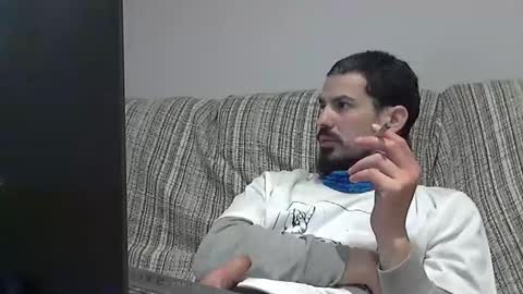 Snapshot of longnight5 chatting on 02.11.25 Alejandro Rulitos Twitter longnight55 Intagram 5longnight5 online show from 02.11.25