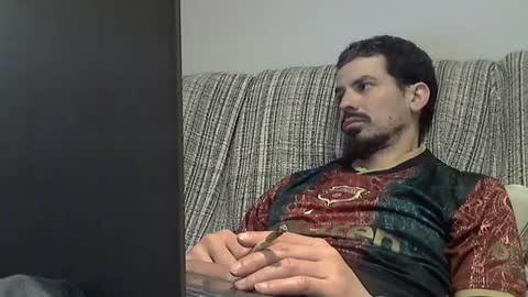 Snapshot of longnight5 chatting on 02.26.25 Alejandro Rulitos Twitter longnight55 Intagram 5longnight5 online show from 02.26.25