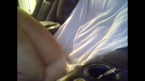 Snapshot of lookininnj chatting on 09.25.25 lookininnj online show from 09.25.25