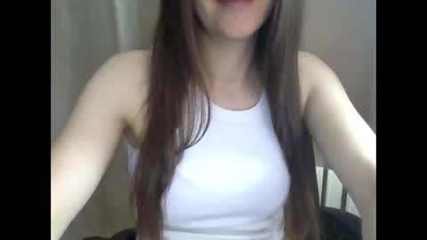 Snapshot of lora23s chatting on 09.28.25 lora23s online show from 09.28.25