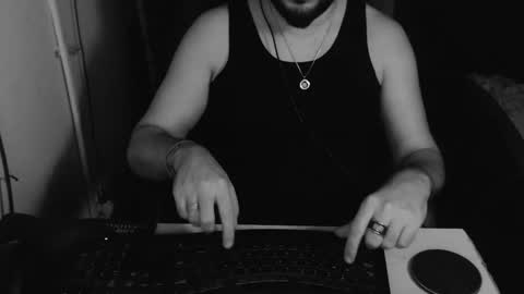 Snapshot of lord_masterx chatting on 09.16.25 lord_masterx online show from 09.16.25