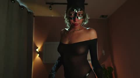 Deborah Daz online show from 10.30.25