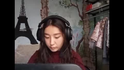 Sofia online show from 12.04.25