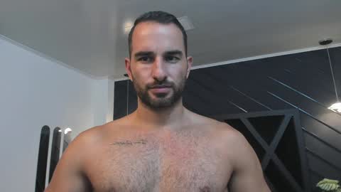  L O R E N Z O  Thumbs Up help  online show from 01.17.25