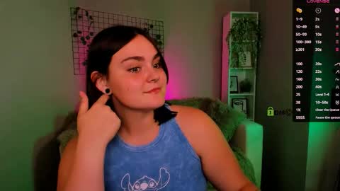 Snapshot of lorraine_carter chatting on 09.08.25 Lora for u online show from 09.08.25