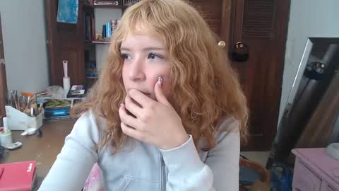 Snapshot of lostcausenef chatting on 09.26.25 nefisa nef online show from 09.26.25