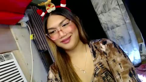 Sweet   online show from 12.27.24