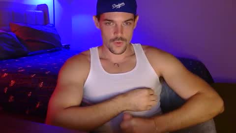Snapshot of louisvalmer chatting on 10.20.25 Louis Valmer online show from 10.20.25