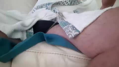 Snapshot of loulou_boss chatting on 10.08.25 loulou_boss online show from 10.08.25