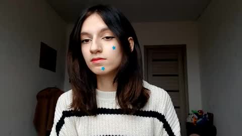 Snapshot of lourdesauerswald chatting on 11.20.25 EVA online show from 11.20.25