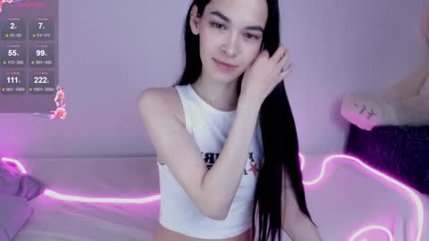 Snapshot of love_coin chatting on 02.04.25 Love is name - I want to be your hobby General of hearts troops online show from 02.04.25