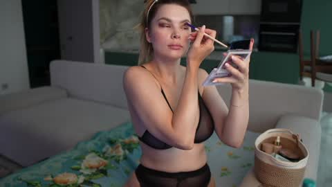 love you to123 online show from 10.07.25