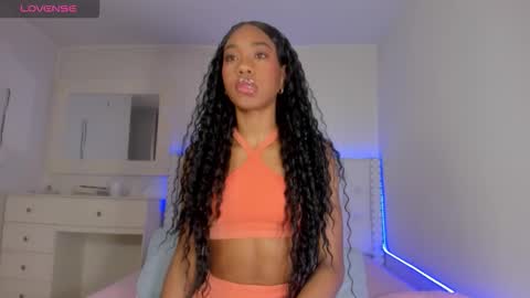 Val online show from 10.15.25