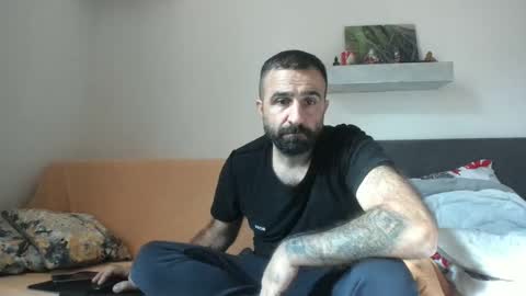 Snapshot of loveivat80 chatting on 10.12.25 loveivat80 online show from 10.12.25