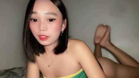 lovely_cittie18 online show from 11.23.25