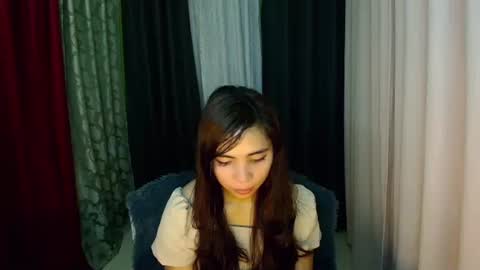 Snapshot of lovely_cummerx chatting on 12.22.24 JAM online show from 12.22.24