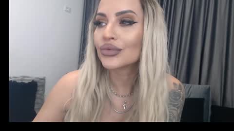 Snapshot of lovelyblondyxxx chatting on 02.28.25 PrAllinXXXa online show from 02.28.25