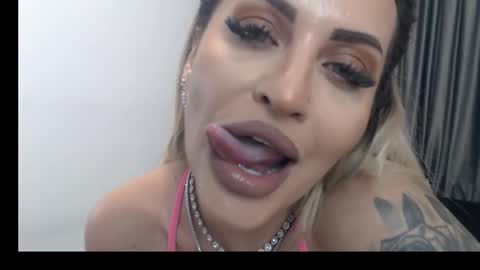 Snapshot of lovelyblondyxxx chatting on 03.04.25 PrAllinXXXa online show from 03.04.25