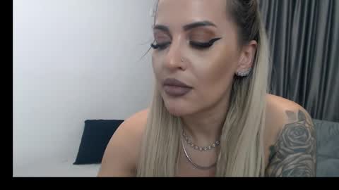 Snapshot of lovelyblondyxxx chatting on 03.07.25 PrAllinXXXa online show from 03.07.25