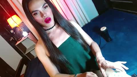 Snapshot of lovelymiss_shyna11 chatting on 02.27.25 lovelymiss_shyna11 online show from 02.27.25