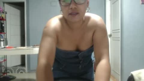 Snapshot of lovelyquey chatting on 02.20.25 Angelquey online show from 02.20.25
