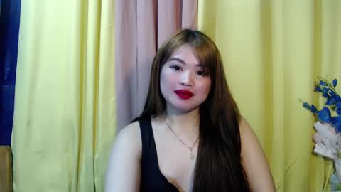 Snapshot of lovelyrhean chatting on 02.03.25 Rhean online show from 02.03.25
