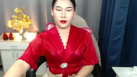 Snapshot of lovelysugar18 chatting on 02.02.25 STWEET LINA online show from 02.02.25
