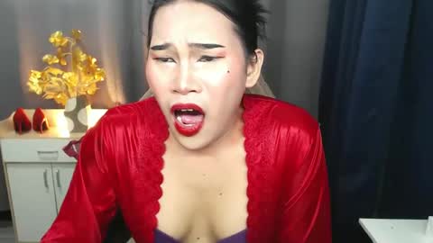 Snapshot of lovelysugar18 chatting on 02.02.25 STWEET LINA online show from 02.02.25