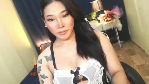 Snapshot of lovelysugar18 chatting on 10.19.25 STWEET LINA online show from 10.19.25
