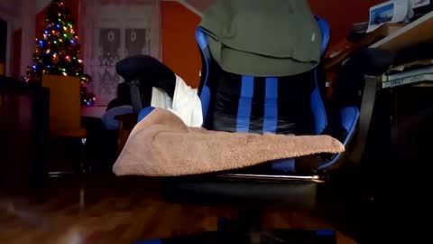 Snapshot of loveramor chatting on 01.30.25 hipsteramor online show from 01.30.25