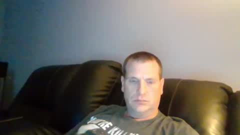 lovetocum37 online show from 12.14.24