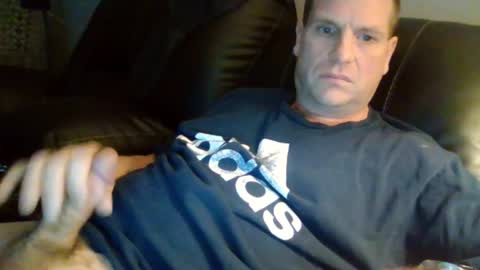 lovetocum37 online show from 01.30.25