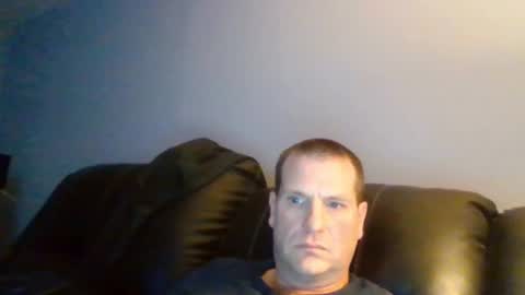 lovetocum37 online show from 02.05.25