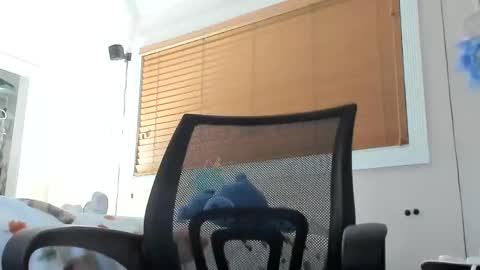 Snapshot of loving_bbw chatting on 10.24.25 DarkGhost online show from 10.24.25