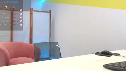 Vikkkk  online show from 03.10.25