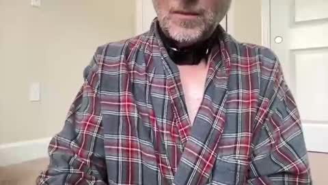 Snapshot of lqi chatting on 09.26.25 lqi online show from 09.26.25