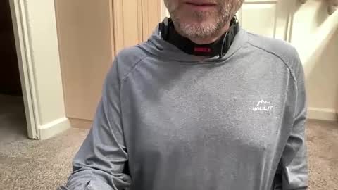 Snapshot of lqi chatting on 10.07.25 lqi online show from 10.07.25